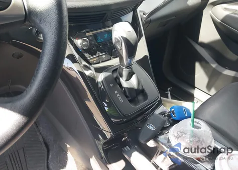 2016 Ford Escape Titanium из США, поврежденный, VIN 1FMCU0J96GUC82528